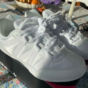 White, Chasse, Ace ll new in box